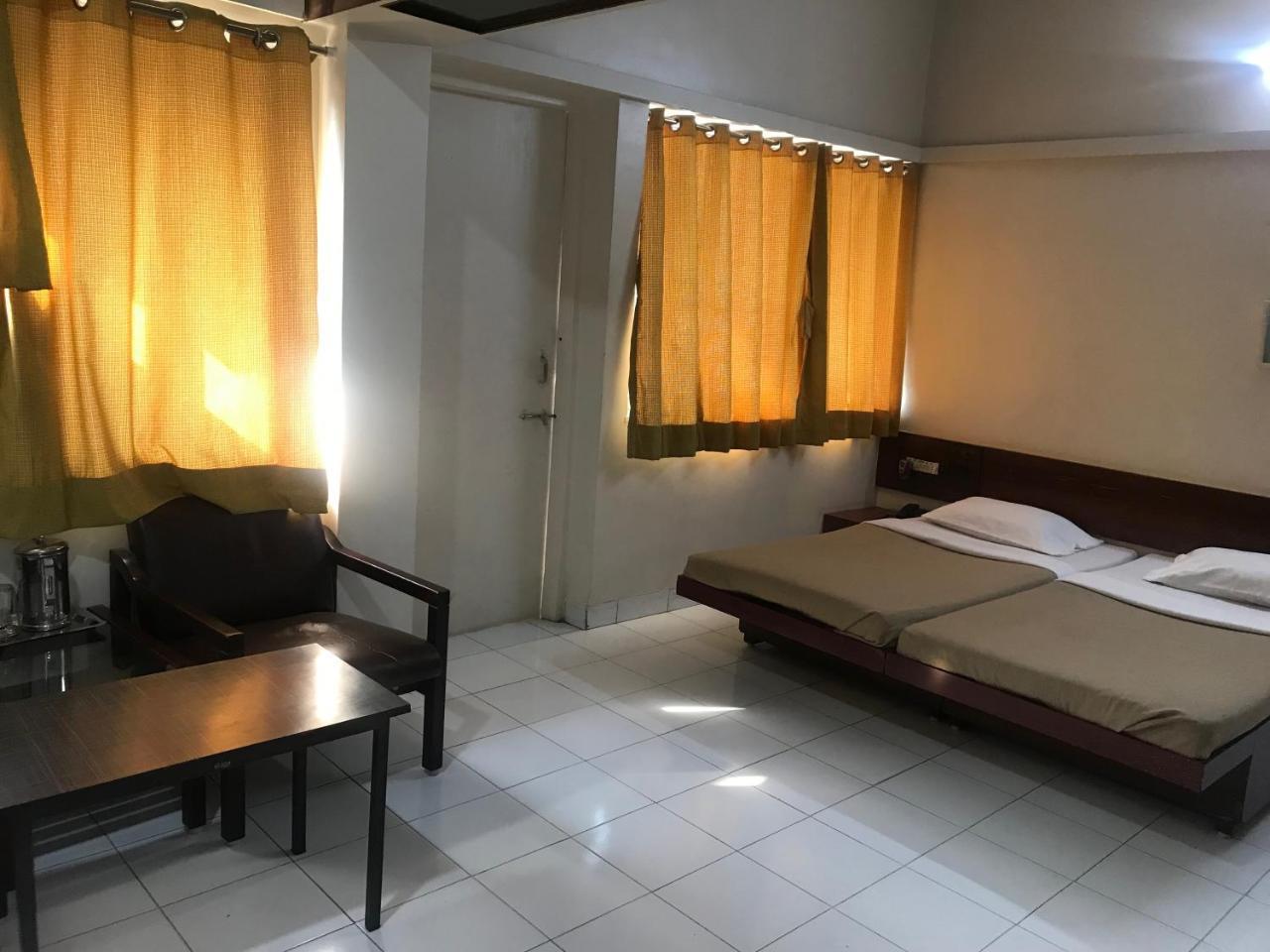 Maurya Residency 호텔 푸네 외부 사진
